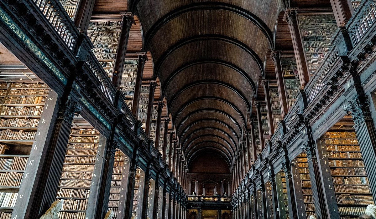Starting a Workplace Book Club That Actually Lasts